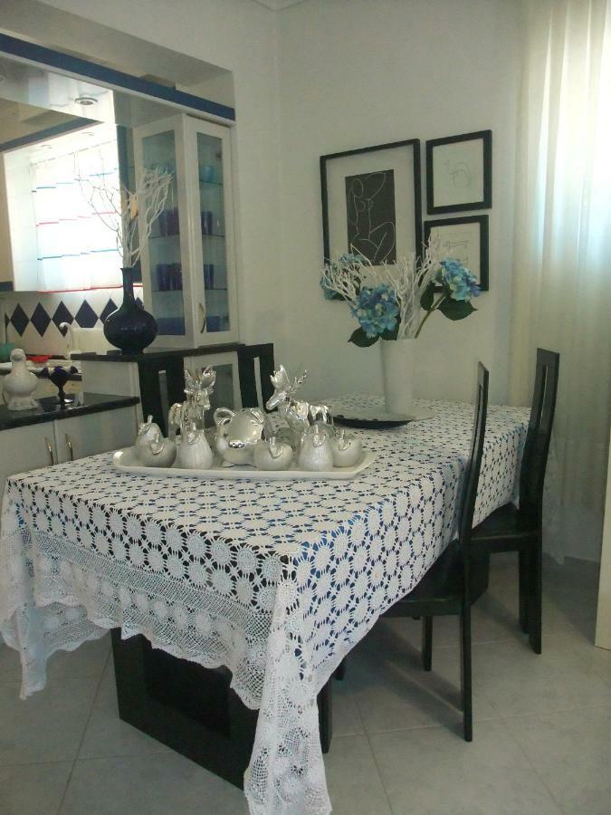 דירות Peraía A Majestic Elegant House With A Garden מראה חיצוני תמונה